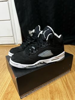 Jordan 5 Moonlight Size 4Y 2020