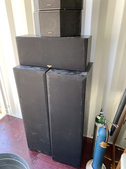 Klipsch KLF30 speakers