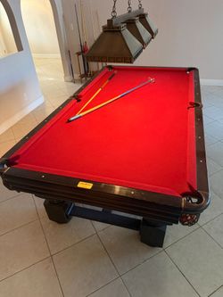 Willie Mosconi Pool Table by Bonite - Complete Setup