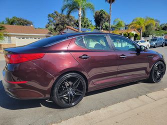 (14) Kia Optima, Clean Title, Low Miles, Factory Warranty, Smogged, 4 Cylinder Gas Saver, 20"Rims, Touchscreen Bluetooth Stereo, Runs Great