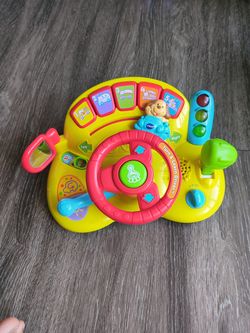 V tech turn and learn Driver toy