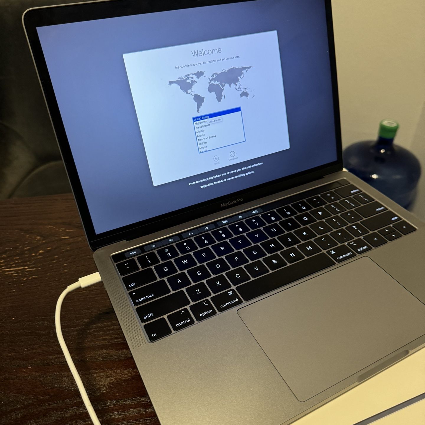 MacBook Pro 13.3 Inches With Touch Bar 