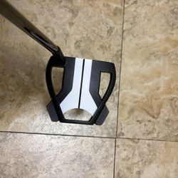 TaylorMade Spider Tour X