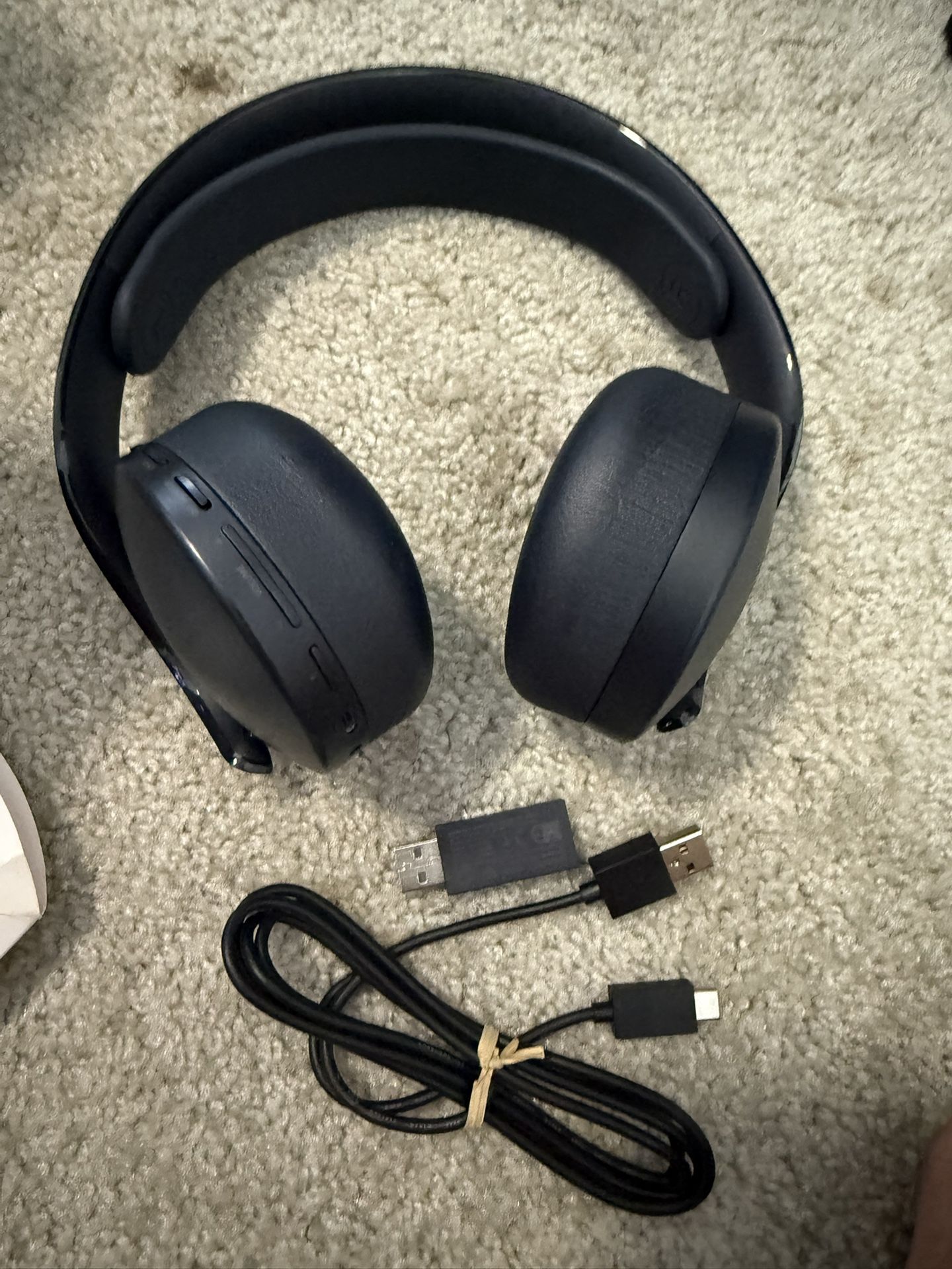 Sony Playstation Pulse 3D Gaming Headset With USB Dongle