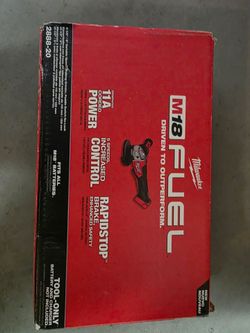 MILWAUKEE - M18 FUEL 18-Volt Lithium-Ion Brushless Cordless 4-1/2 in./6 in. Braking Grinder with Paddle Switch (Tool-Only) - 3670-20