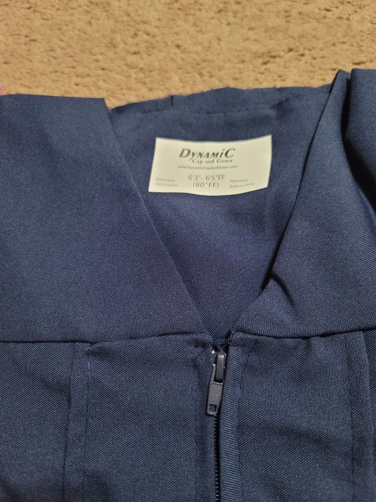 Dynamic Graduation Gown Without Cap