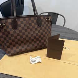 Louis Vuitton, Other, 4 Authentic Louis Vuitton Receipt Envelopes