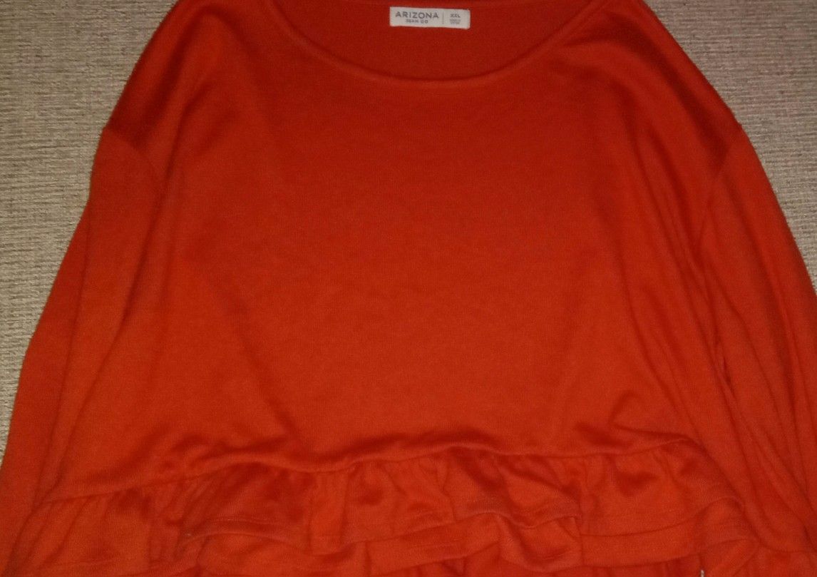Juniors Crop Style Top