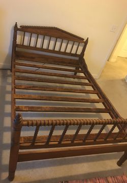 Antique full bed frame - hand made sciota joint - no tools or hardware needed
