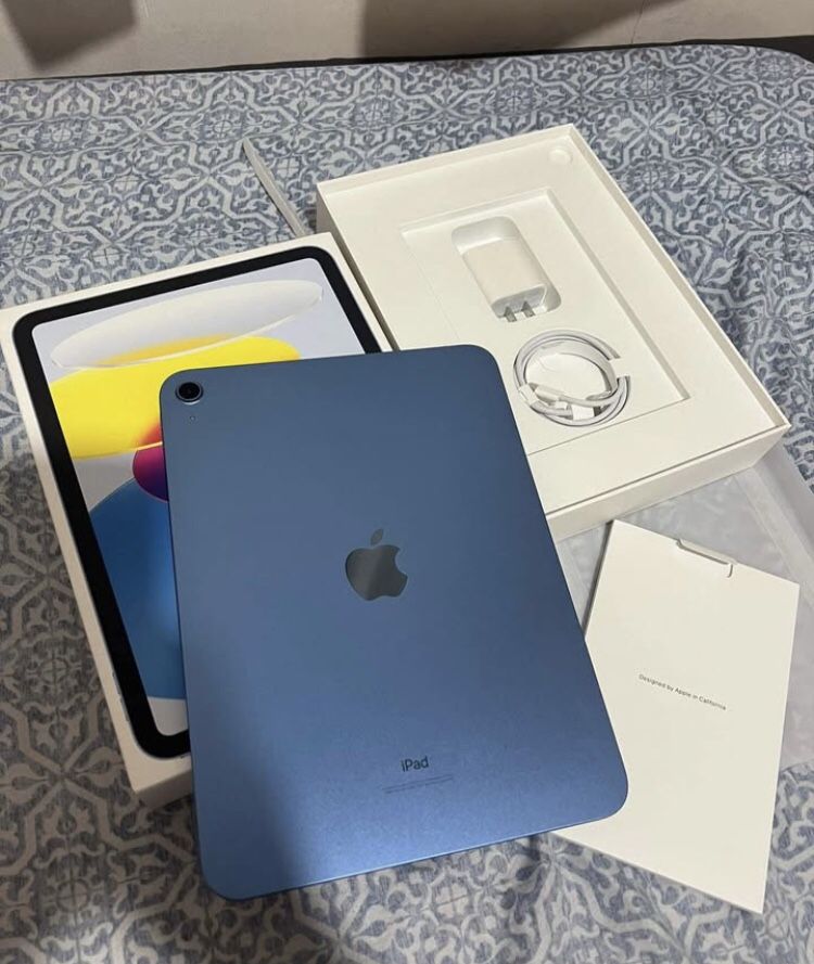 64GB Apple iPad 10.9in (10th Generation, Wi-Fi Version)