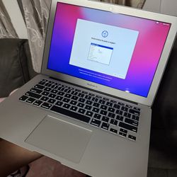 MacBook Air Pro 13in 128GB Storage 2017