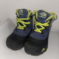 Kids Chilkat North Face Boots