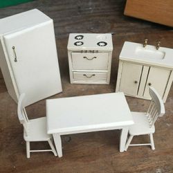 Vintage Miniature Dollhouse Wooden Kitchen Appiances And Furniture