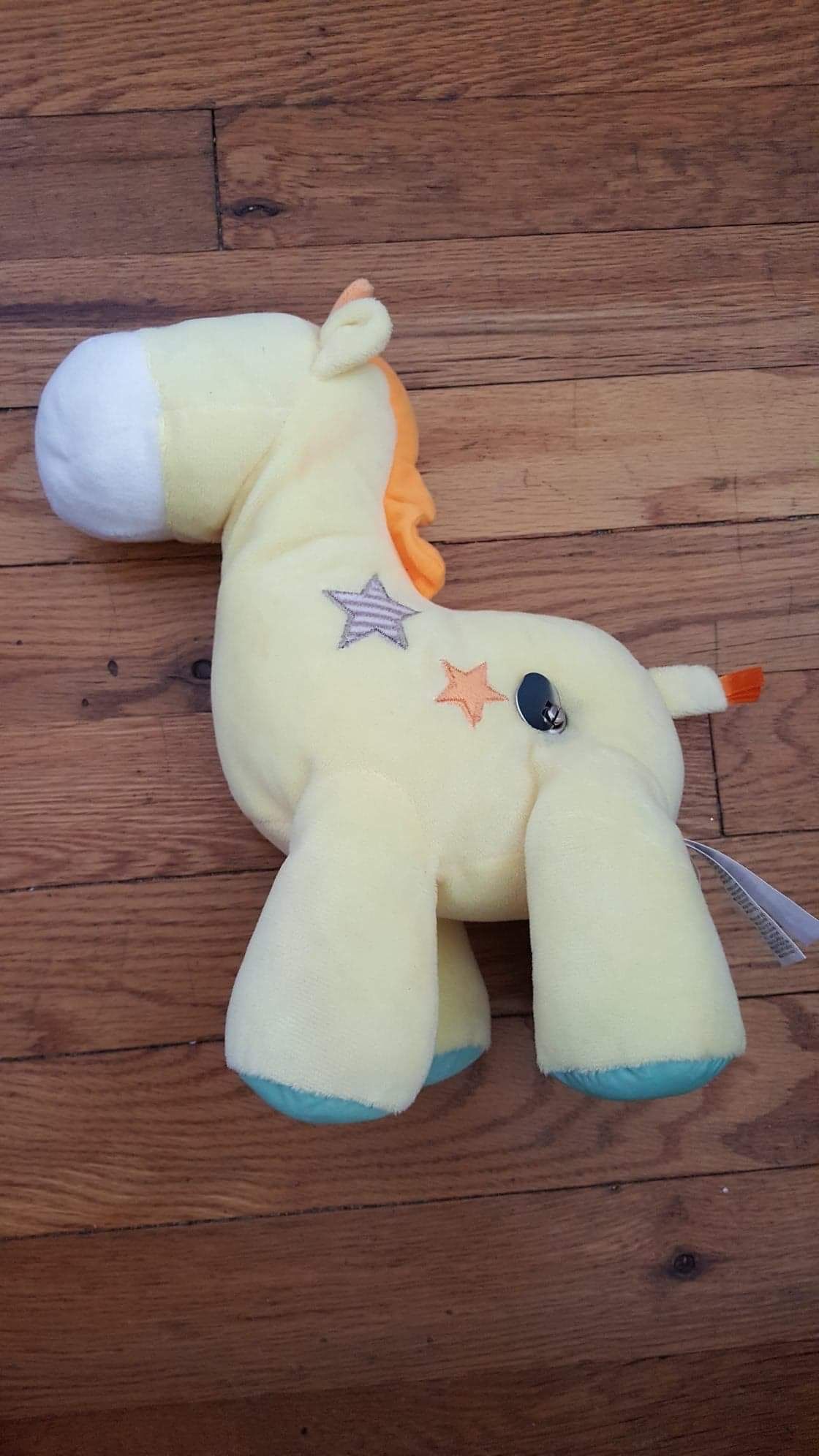 Carter's Child of Mine Yellow Wind Up Musical Giraffe Stars Baby Plush