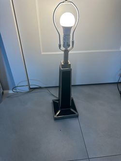 1 restoration hardware Metal and Black Table Lamp. Jupiter