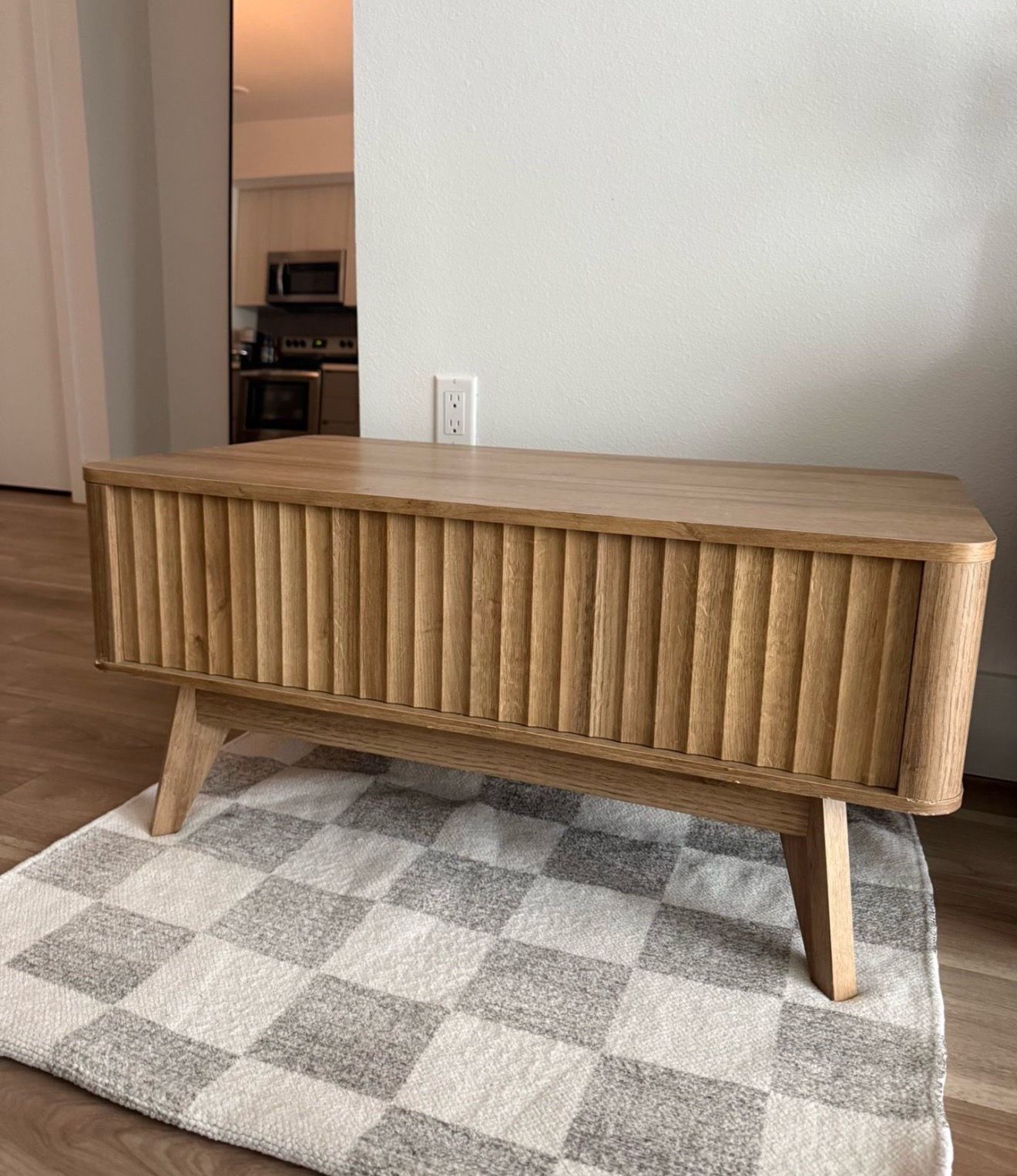 Coffee Table for Sale in Bellflower, CA - OfferUp