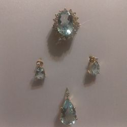 14 Karat Gold Diamonds And Aquamarine 3 Piece Set Adjustable Ring With 16 Diamonds Earring And Pendant Use