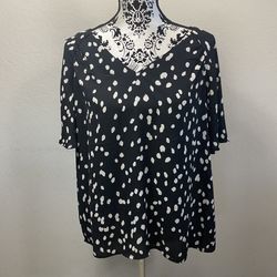 Counterparts Women’s Top Blouse Size XL Black Polka Dot Bell short Sleeve