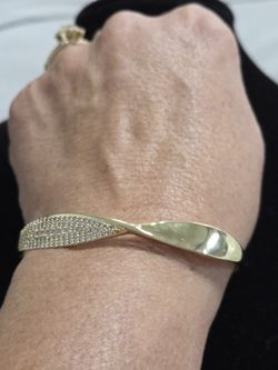 Half diamond, cut bango bracelet.