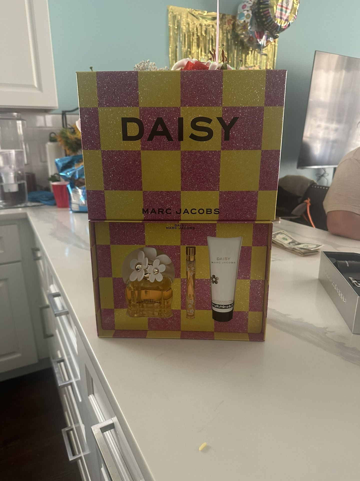 Daisy-Perfume
