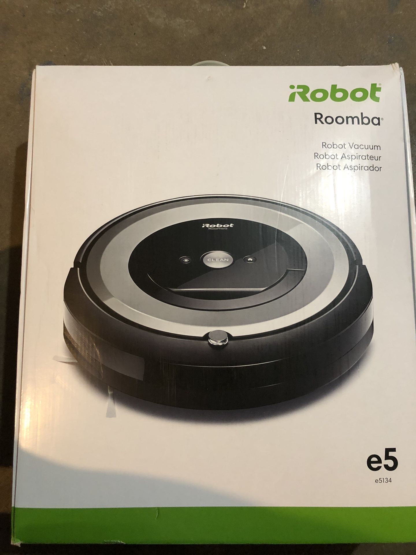 I robot roomba vacuum