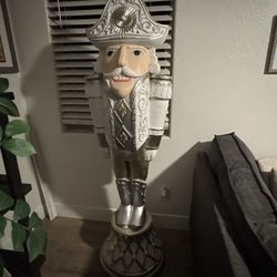 6 FT Nut Cracker   Brand New   Paid $499 plus tax