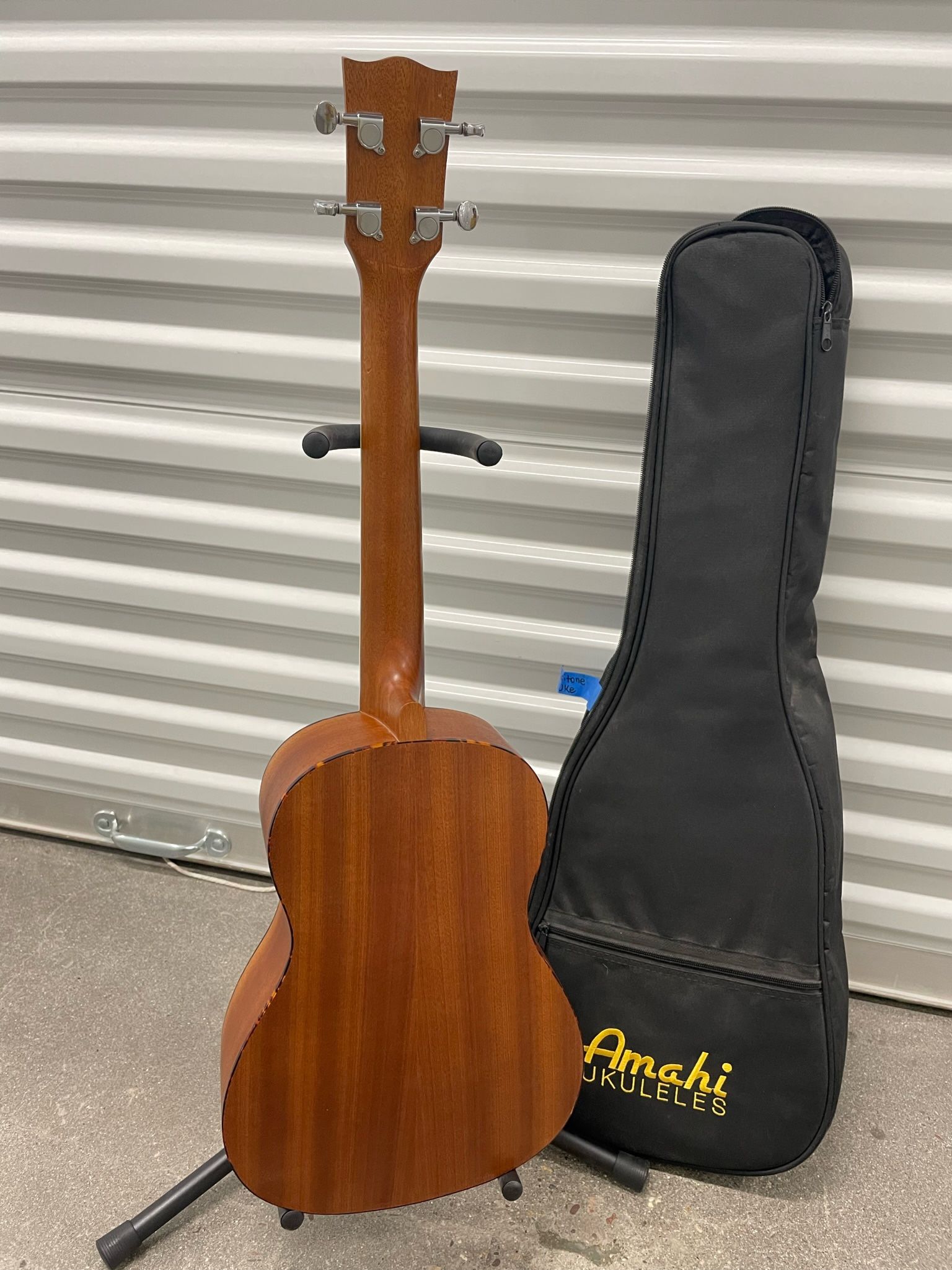 Amahi Baritone Ukulele for Sale in Chandler, AZ OfferUp