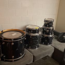 DW Performance Series 5 Piece (With Snare) 