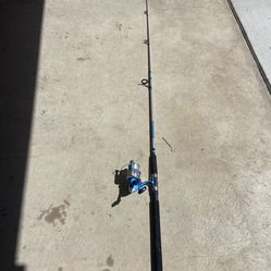 Shakespeare Catch More Fish Surf/Pier Spinning Combo