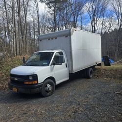 2007 2500 Chevy Van Cutaway 156k