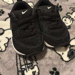 Kids Shoes Nike Size 4 C