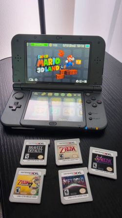 Nintendo 3DS XL with Games