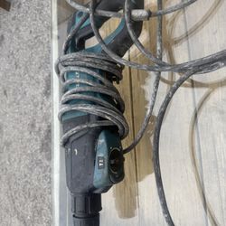 Taladro Martillo Makita 1 “