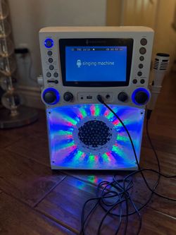 Singing Machine Karaoke System with Screen