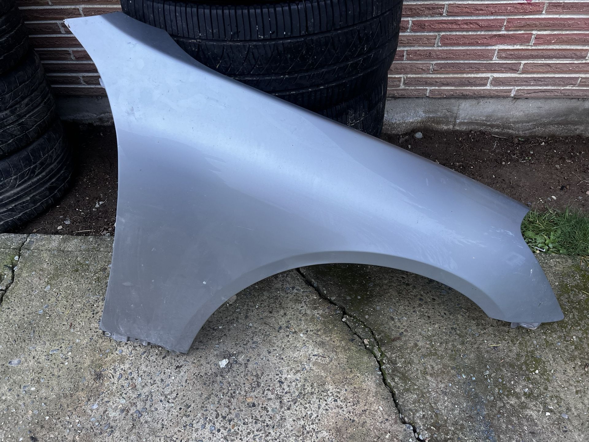 2003 Infiniti G35 Sedan Passenger Side Fender,
