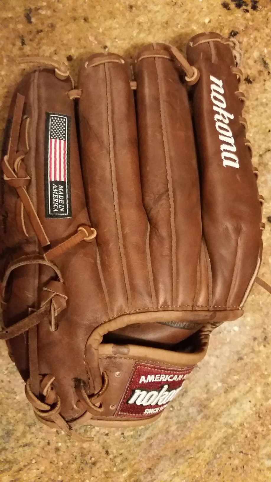 New Nokona Baseball glove