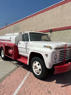 Ford F500 tanker truck