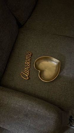Gold two piece decor