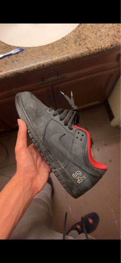 Supreme dunks red & black