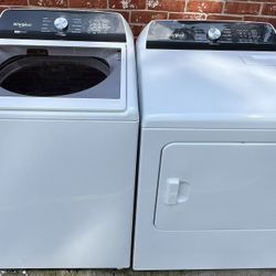 Whirlpool Washer And Dryer Set