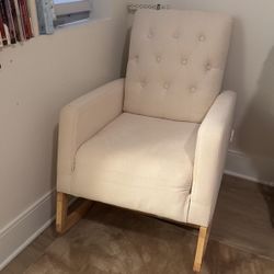 ROCKING CHAIR 