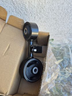 1. engine-mount  2. headlight 3. BMW /Camry tire &  wheel