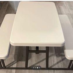 Kids picnic table