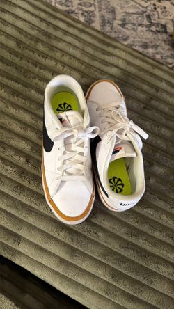 Nike size 7.5