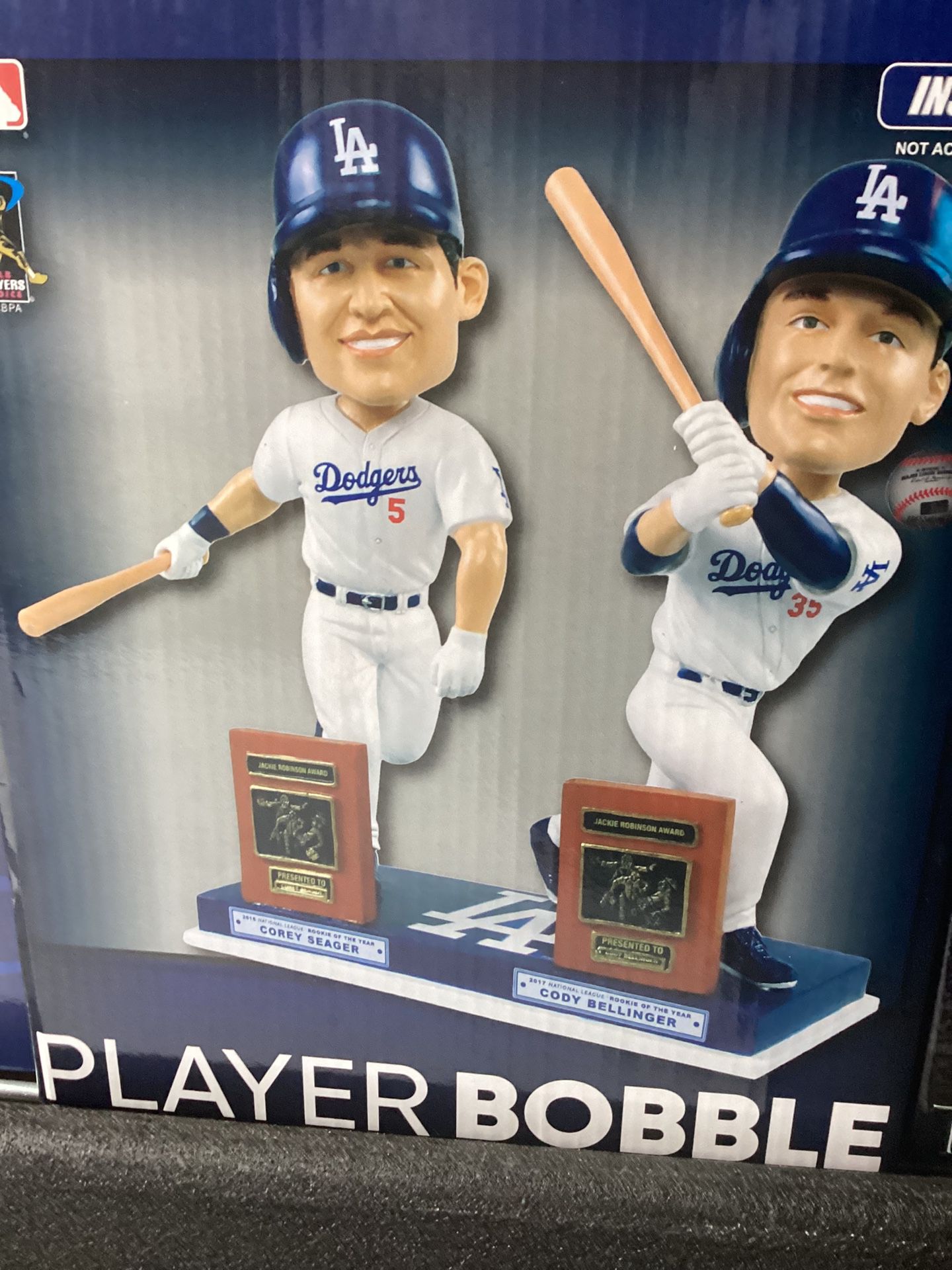Los Angeles Dodgers Corey Seager & Cody Bellinger Back To Back Rookie Of  The Year Bobble Head for Sale in Rowland Heights, CA - OfferUp