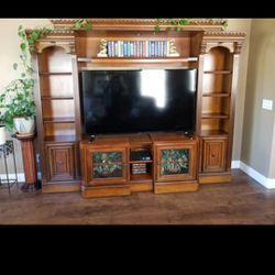 Solid Wood Entertainment Center with Dimmable Lights Cabinets Storage Adjustable Length 