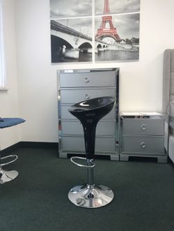 New black glossy bar stool