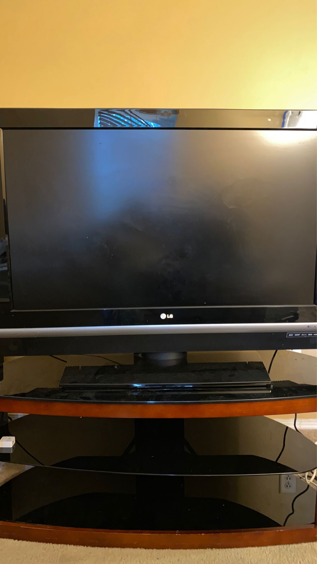 LG flatscreen tv 42 inch