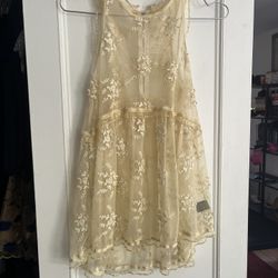 Grae Apparel POL Ivory Floral Lace Sleeveless Tunic Top – Size Sm