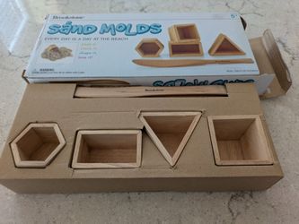 Brookstone Wood Sand molds for kinetic sand